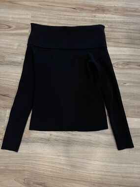 Wilfred Black Off-Shoulder Ribbed Knit Sweater